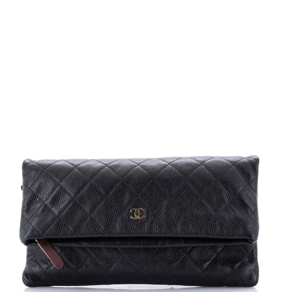 Chanel Beauty CC Clutch Quilted Caviar
